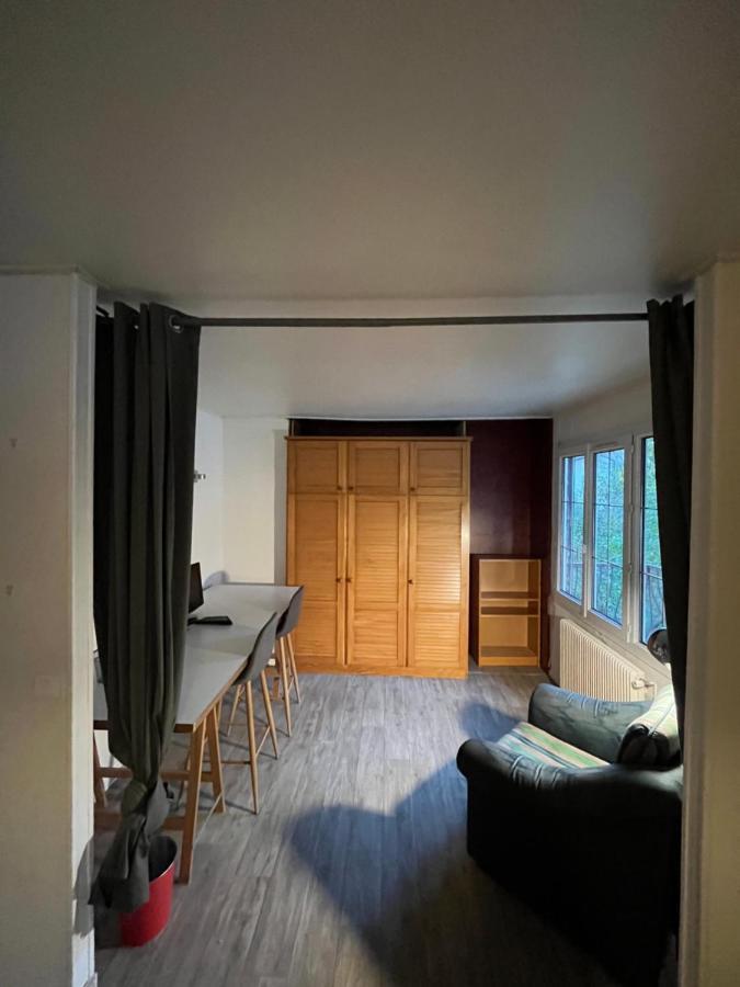 Appartement Fond De Jardin 1 Etage Palaiseau Bagian luar foto